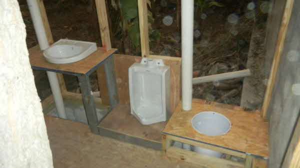 toilet07.jpg